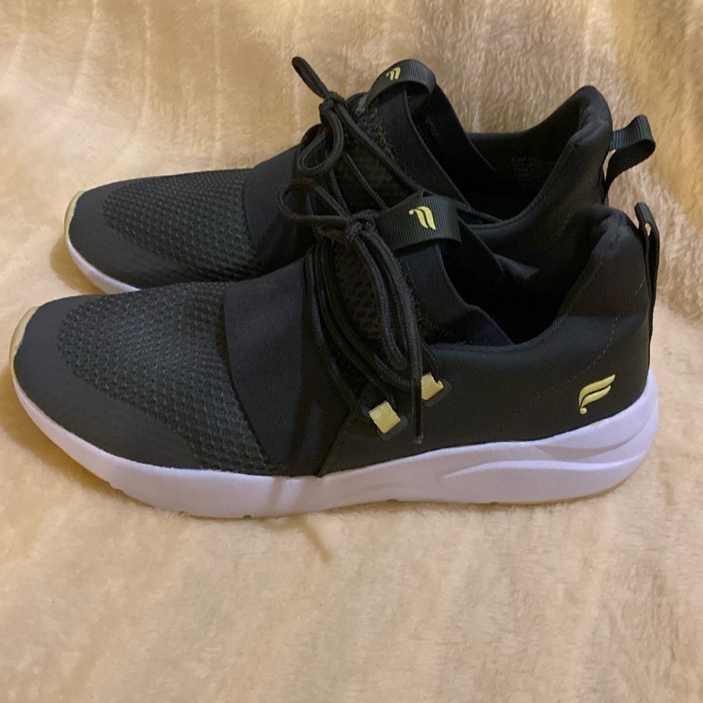Zuma Studio Sneaker III size 38/8